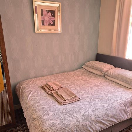 The Rutlands Bed and Breakfast Blackpool Buitenkant foto