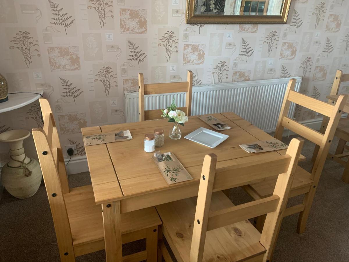 The Rutlands Bed and Breakfast Blackpool Buitenkant foto